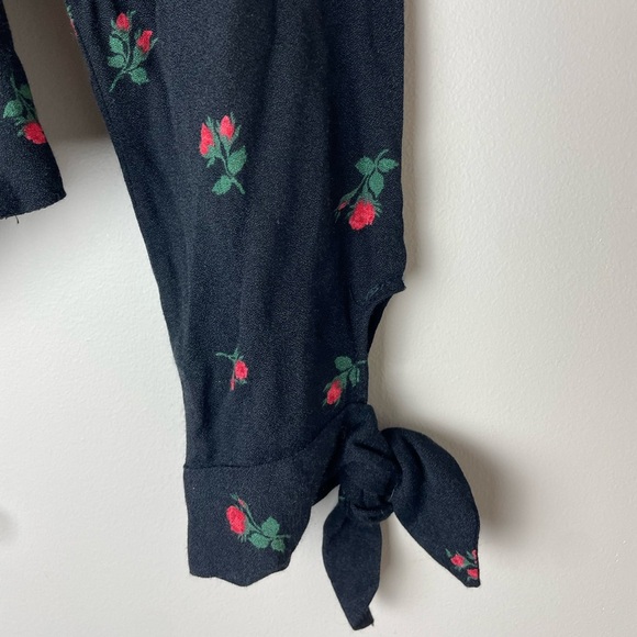 Reformation Black Rose Red Floral The Kemmy Long Sleeve Top Size 0 - Picture 2 of 8